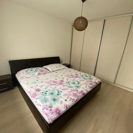 Lovely Apartment - Zilina Centrum ภายนอก รูปภาพ