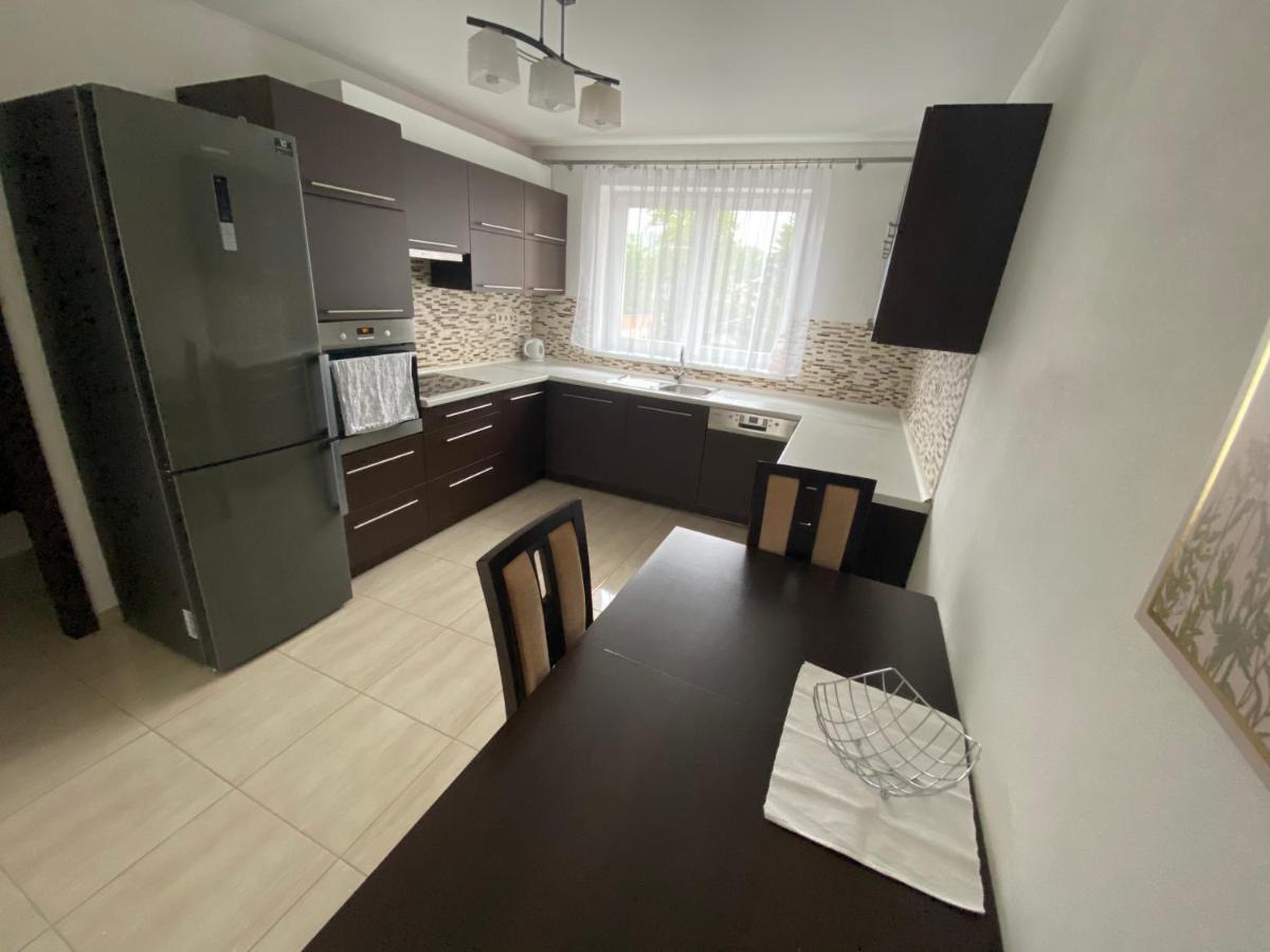 Lovely Apartment - Zilina Centrum ภายนอก รูปภาพ